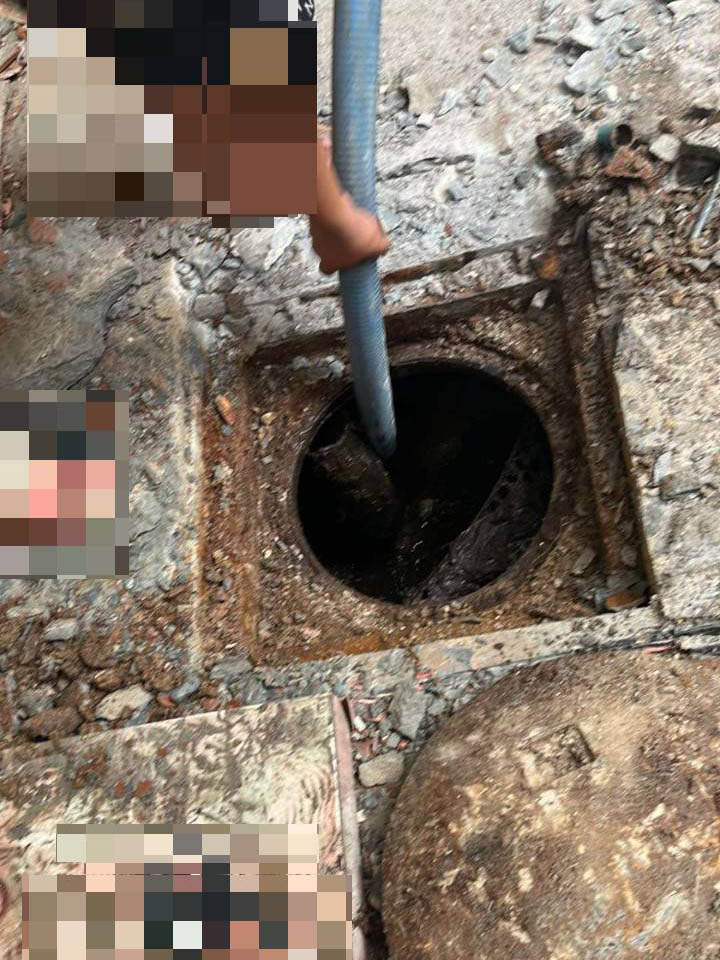 11 - https://sumitaservice.com | สุมิตา บริการดูดส้วม สูบส้วม แก้ปัญหาส้วมเต็ม ท่อตัน ด้วยทีมงานมืออาชีพ พร้อมรับประกันงาน 3 เดือน บริการ 24 ชั่วโมง บริการในเขตกรุงเทพและปริมณฑล